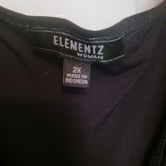 Elegant Black Maxi Dress 👗 💅 - Picture 7 of 9